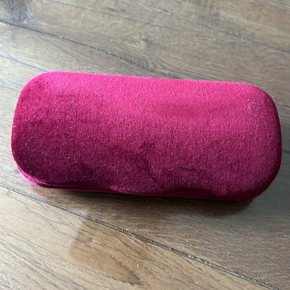 Authentic Never used Gucci Frames - Picture 3 of 5